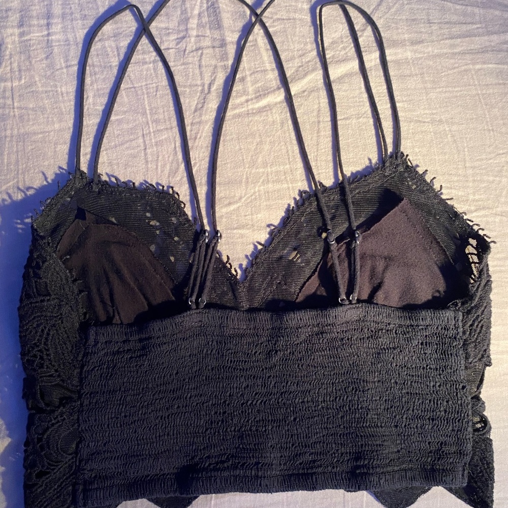 Black laced bra